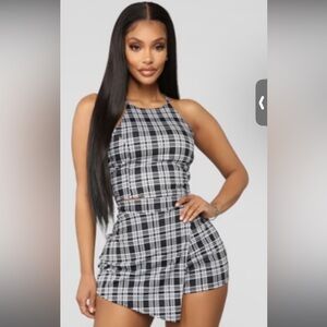 Fashion Nova Plaid Crop Top - Black/White Size Small